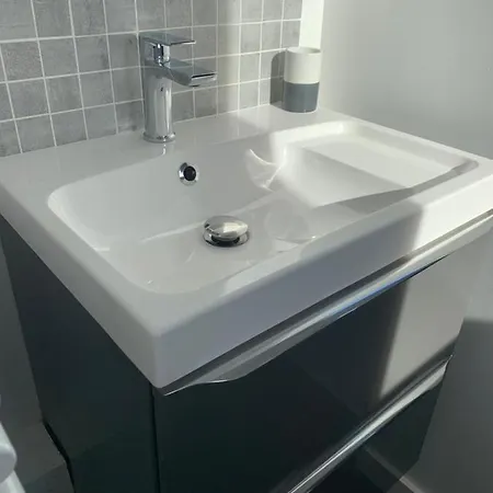 Aparthotel A & V *